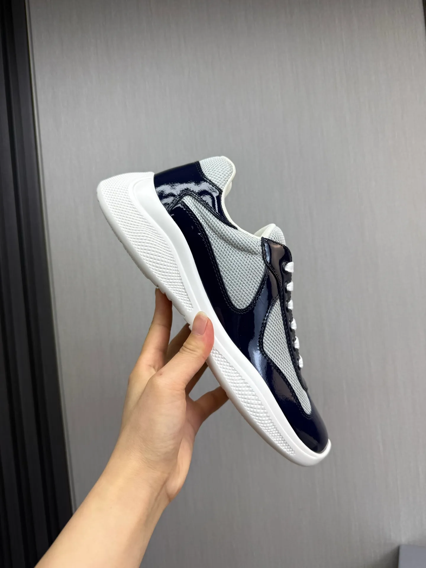 Men's shoes 640💰 [PRADA] Hot selling items🔥Must be recommended every day~~ Official website synchronized, 1:1 high quality shipments✔️ Imported cowhide fabric, rubber material + cowhide lining, original bottom, high-end airplane box packaging🎁 38-45 (38.45 custom-made, non-returnable)